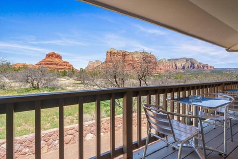 Nearby landmark, Natural landscape, Balcony/Terrace, Mountain view