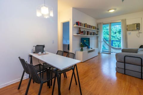 Dining area, Dinner