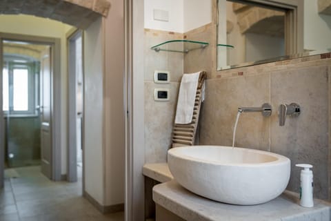 Le Dimore Crescenzio, Authentic Apulian Experience House in Locorotondo