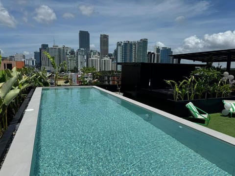 Property building, City view, Pool view, Swimming pool, Swimming pool, Sports