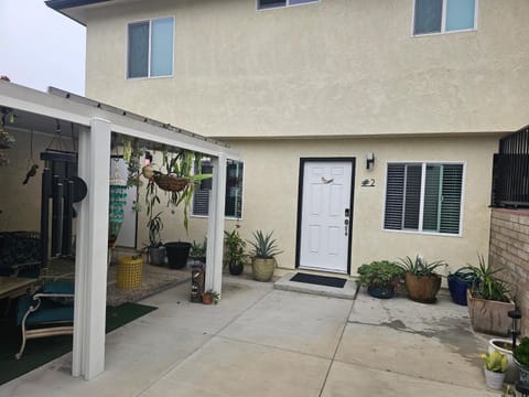 Beautiful new construction 1br with full size appliances centrally located Apartment in La Mesa