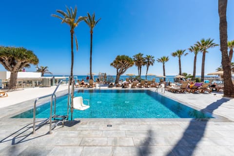 Natural landscape, Pool view, Swimming pool