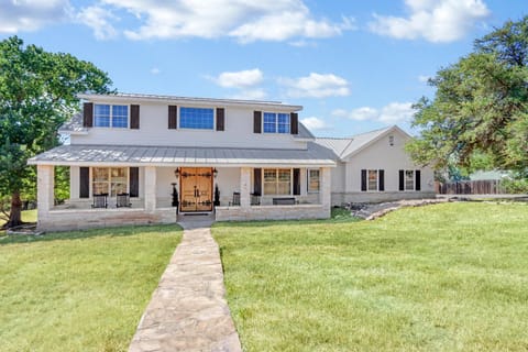 Stone Ridge Retreat House in Canyon Lake