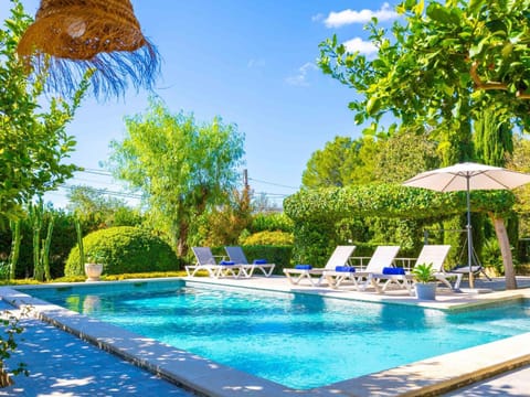 Garden view, Swimming pool, sunbed