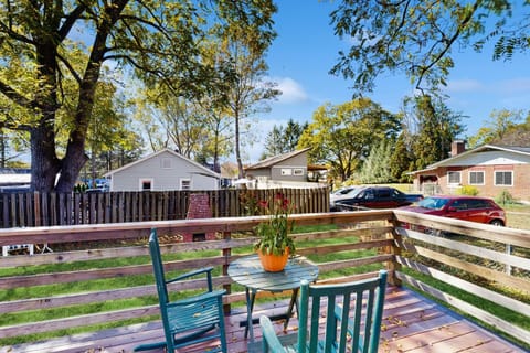 Main Street Brick Cottage House in Brevard