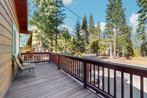 Tahoe Getaway House in Homewood