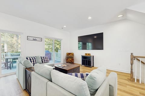 Stillwater Escape House in Lake Anna