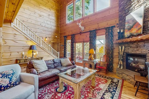 Howling Rock House in Seven Devils