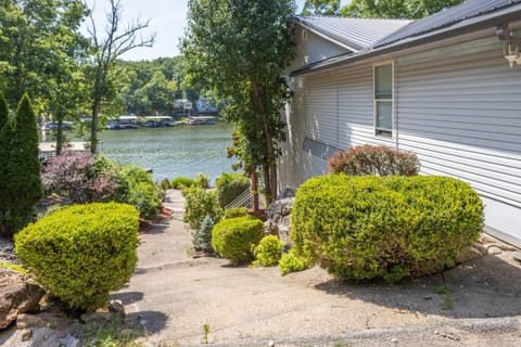 Property building, Spring, Day, River view