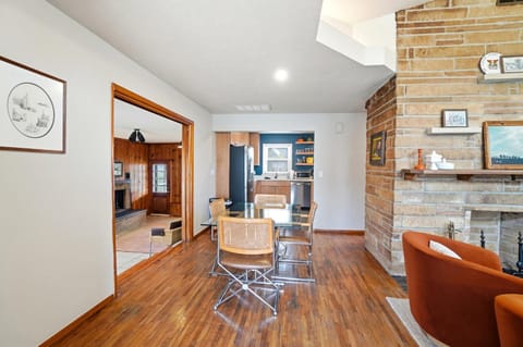 The Stoop on Spencer Drive House in Ohio