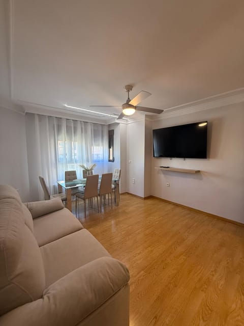 Living room, Lounge or bar