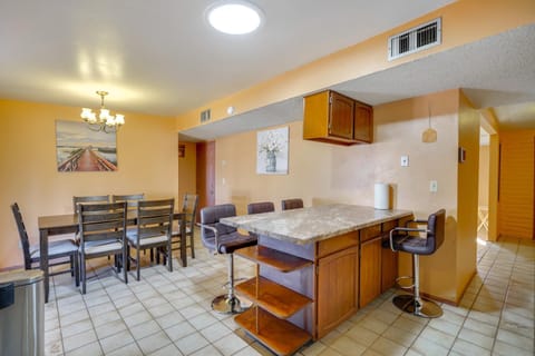 7 Mi to Saguaro Natl Park Tucson Home with Yard House in Tucson