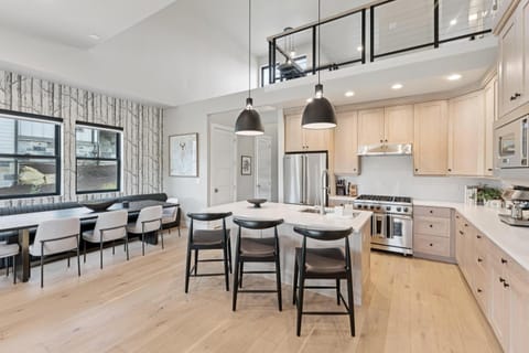 Deer Valley Vista House in Jordanelle Reservoir