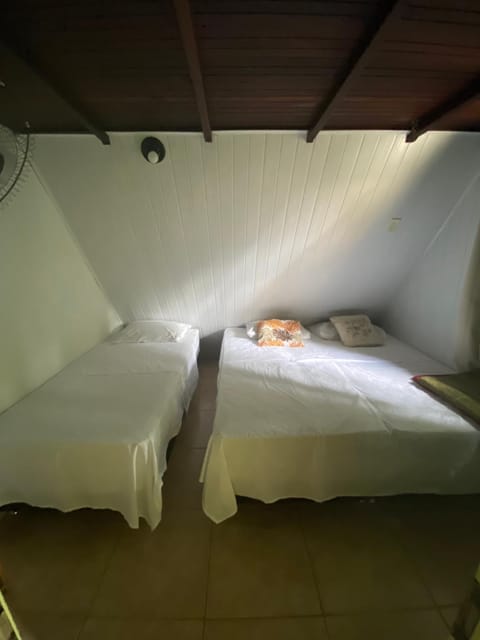 Chale Hostel Do Indio Capsule hotel in Angra dos Reis