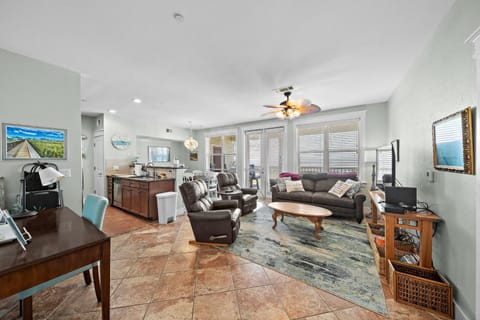 Pointe West 302 - Sunset on the Bay Apartment in Galveston Island