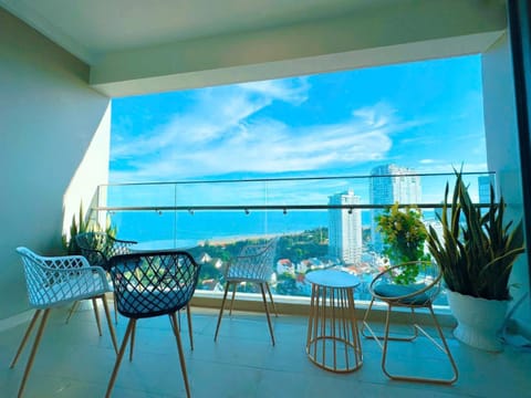 View (from property/room), Balcony/Terrace