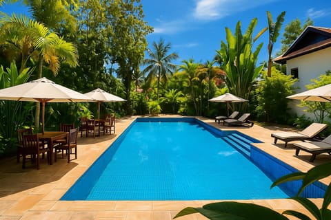 Garden, Pool view, Pool view, Swimming pool, sunbed