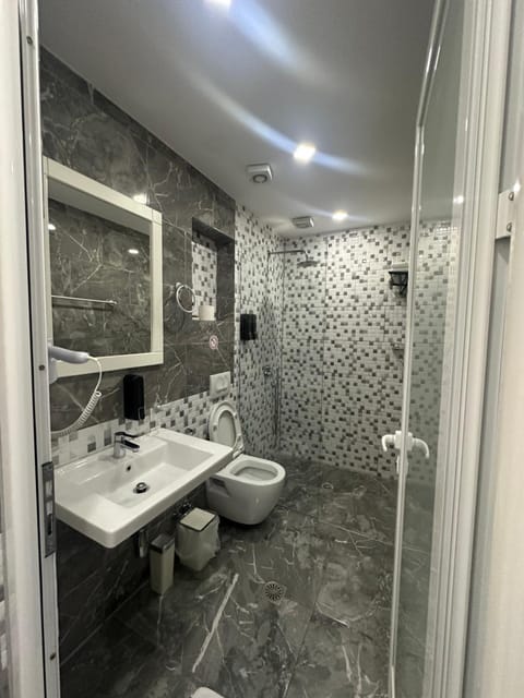 Ilio Boutique Swim Up Rooms Hotel in Ksamil