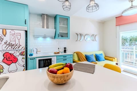 Kitchen or kitchenette, Living room, Dining area