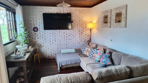 Communal lounge/ TV room, TV and multimedia, Seating area