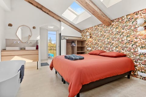 Property building, Bathroom, Living room