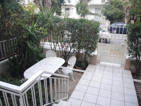 Property building, Patio, Balcony/Terrace, Garden view