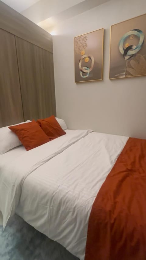 Bed, Bedroom, air conditioner, air conditioner