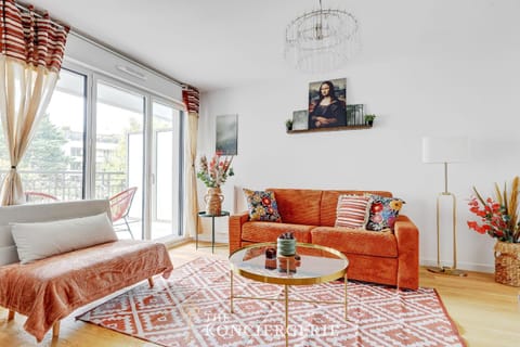 Elegant appartement proche de l'hippodrome Apartment in Suresnes