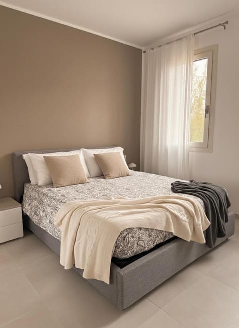 Bed, Bedroom, heating, heating, wardrobe, air conditioner, air conditioner