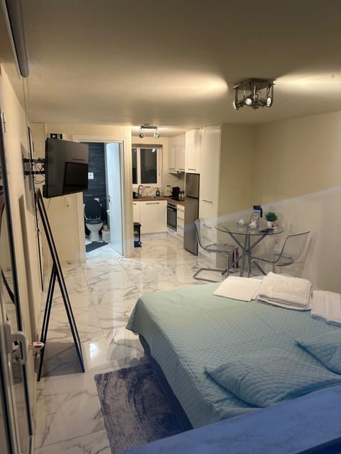 JOHNMAR apartment Bed and Breakfast in Alimos