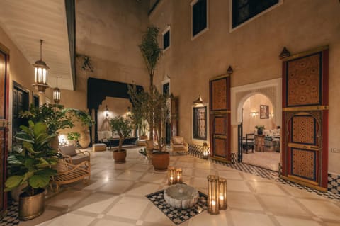 Patio, Facade/entrance, Night