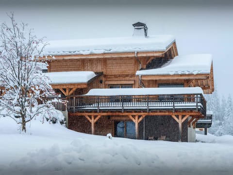 Property building, Day, Natural landscape, Winter