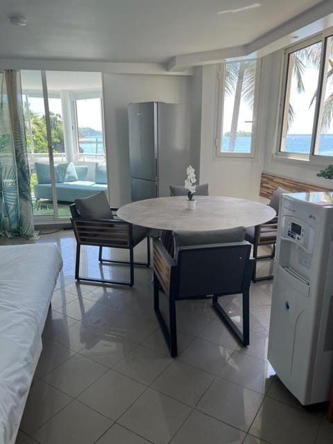 Living room, Photo of the whole room, Seating area, Dining area