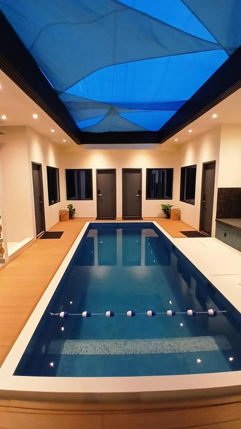 Property building, Swimming pool