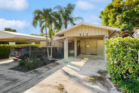 JS & JS 2040 LLC House in Wilton Manors