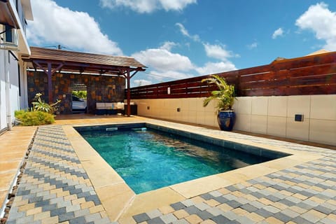 Property building, Pool view, Swimming pool, sunbed
