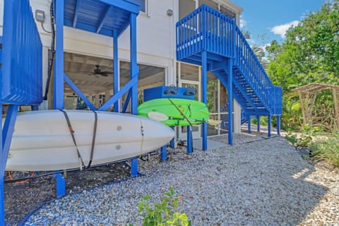 Flamingo Bayou by Sun Palace Vacations House in Estero Island