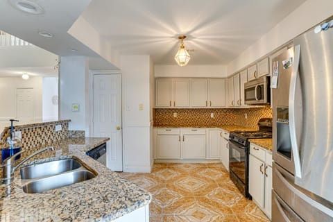 Large Families Welcome! Spacious Fort Worth Home House in Fort Worth