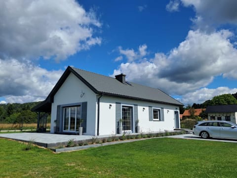 Property building, Balcony/Terrace, Area and facilities