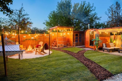 Garden, Hot Tub, Sauna, Balcony/Terrace
