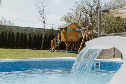 A frame pool house Chalet in Novi Sad