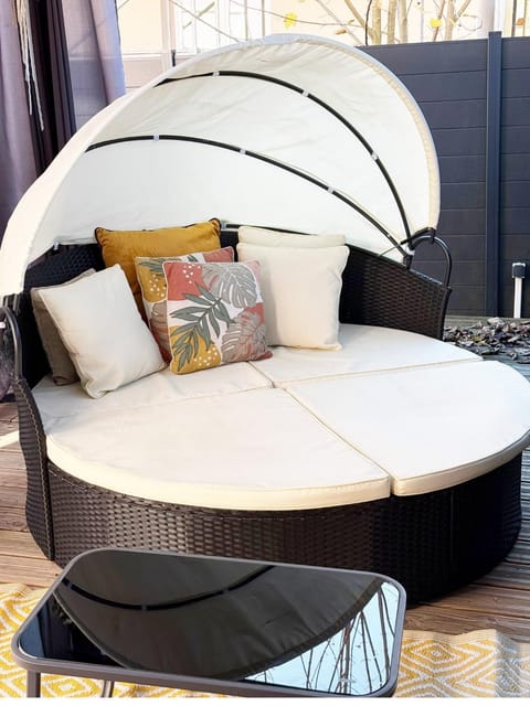 La Cachette Fleurie Apartment in Saint-Louis