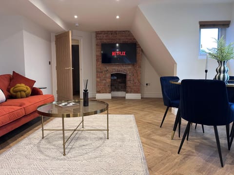 Elegant 2 bed Penthouse in Leyburn Apartment in England