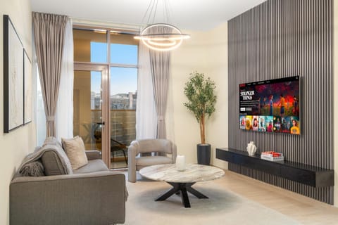 Living room, Evening entertainment, internet, air conditioner