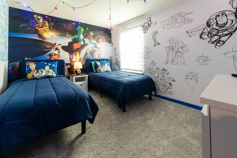 FunTastic Themed 5BR Home Pool & Game Room House in Four Corners