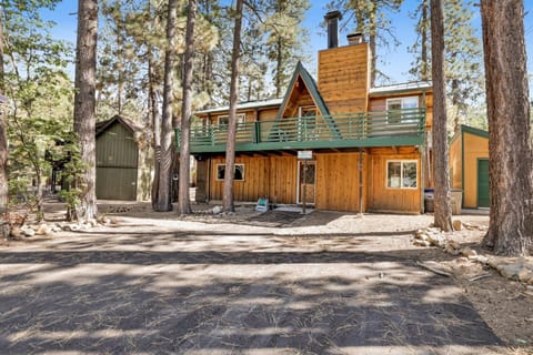 Property building, Day, Natural landscape