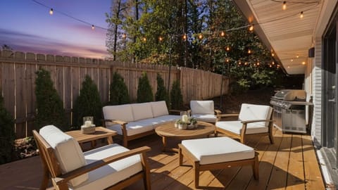 Patio, Day, View (from property/room), Balcony/Terrace, Seating area