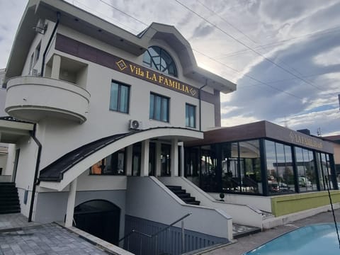 Vila La Familia Bed and Breakfast in Federation of Bosnia and Herzegovina