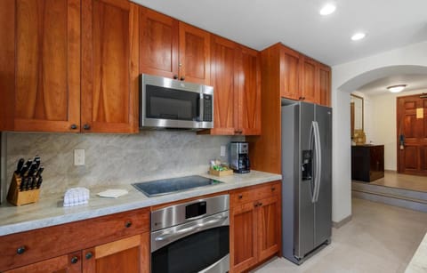 Kaanapali Alii 3 Bedroom Ocean View House in Kaanapali