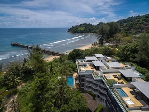 Property building, Natural landscape, Beach, Sea view, Swimming pool